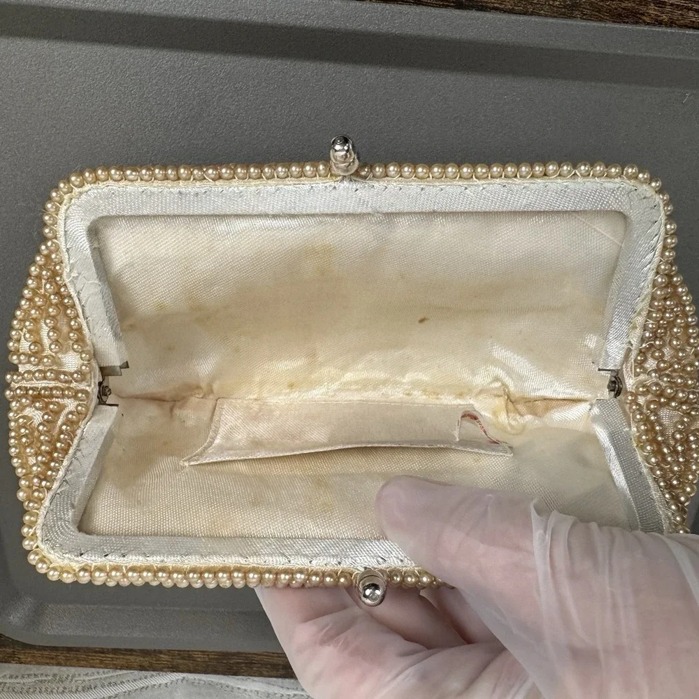 Vintage Beaded Kisslock Clutch‎ Made in Japan Pearl Glass Bead Evening Bag